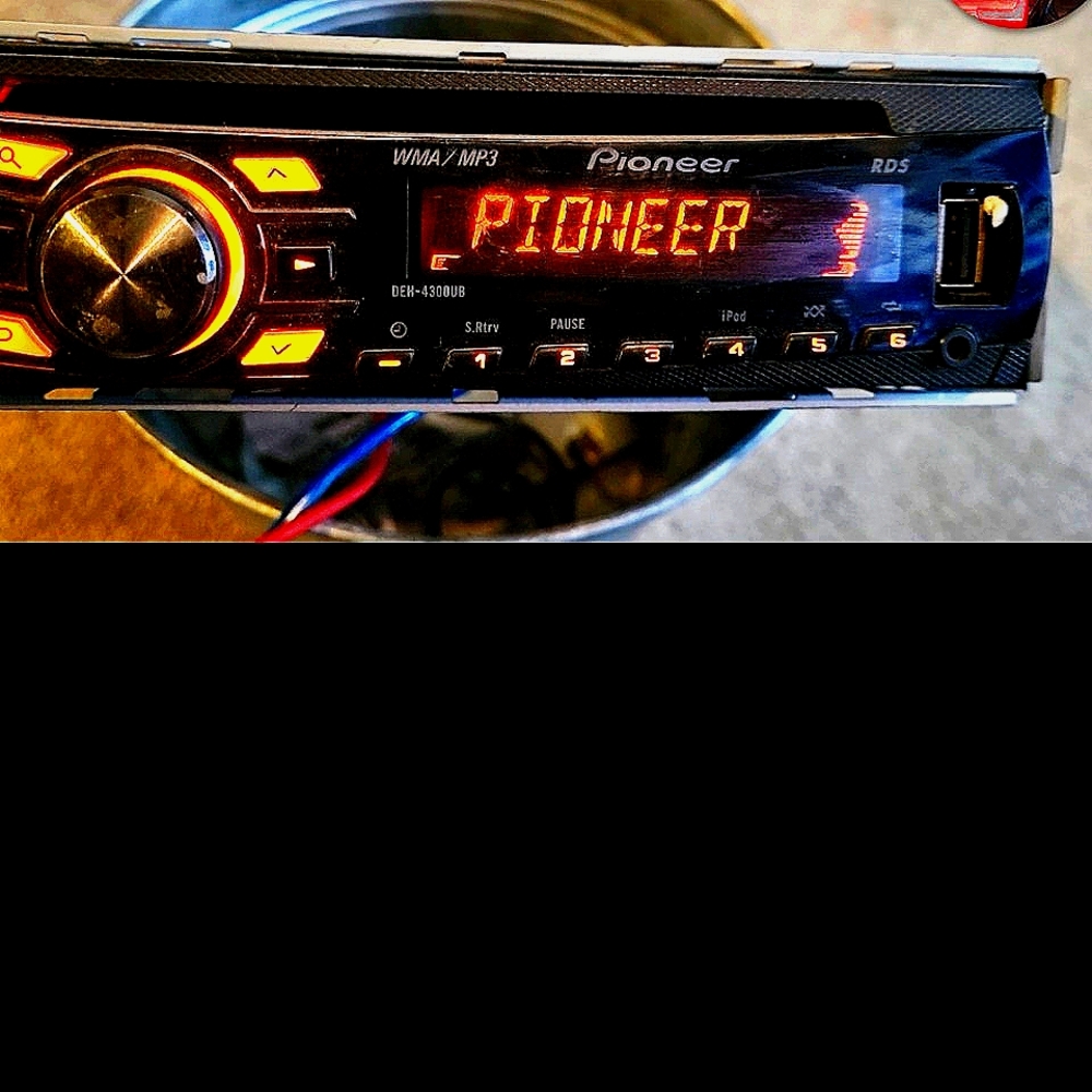 Pioneer CD player